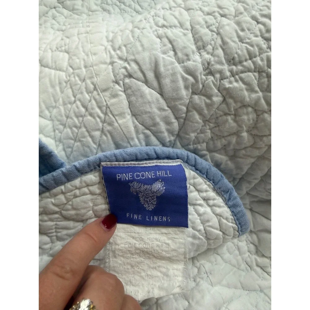 Pine Cone Hill Blue White Reversible Scalloped Cotton Quilt Matelasse Bedspread